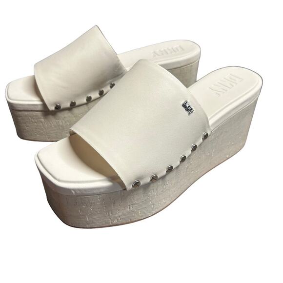 DKNY Alvy Leather Platform Wedges Slip On Faux Cork Heel Retro 90's NEW Size 9 - Picture 1 of 11